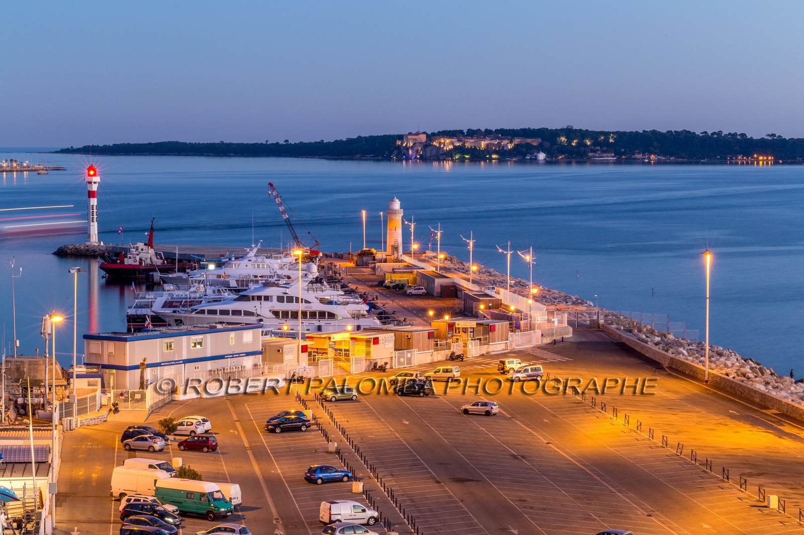 Cannes vue de l'Hôtel Radisson Blu 1835