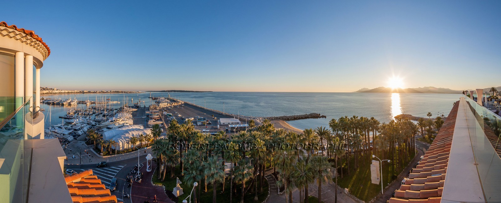 Cannes vue de l'Hôtel Radisson Blu 1835