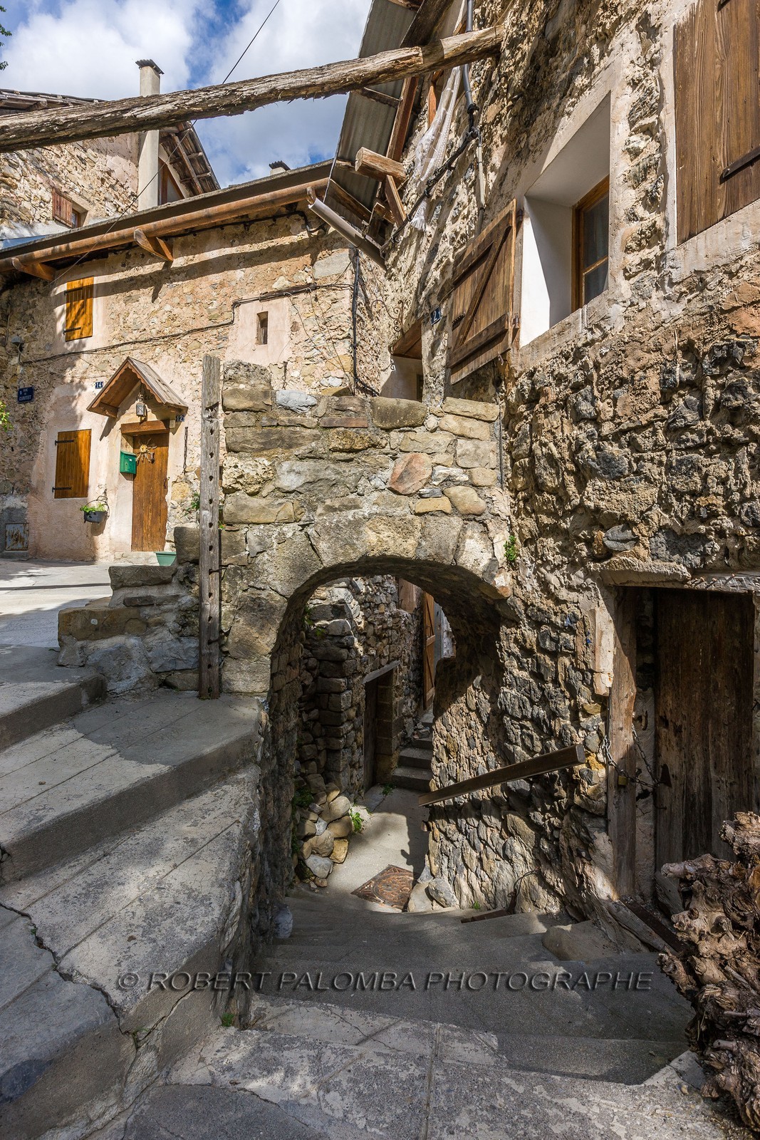 Péone