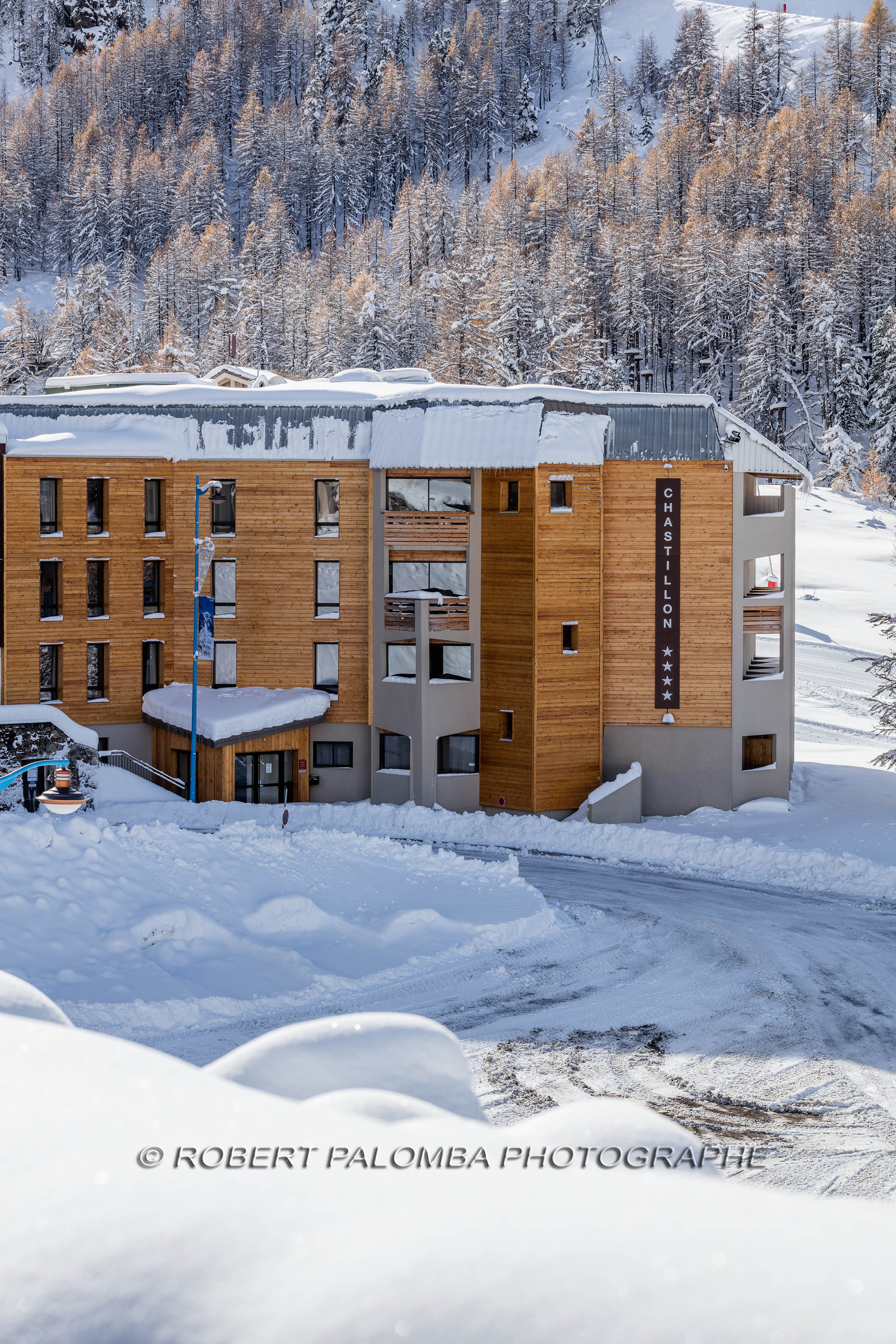 Isola 2000