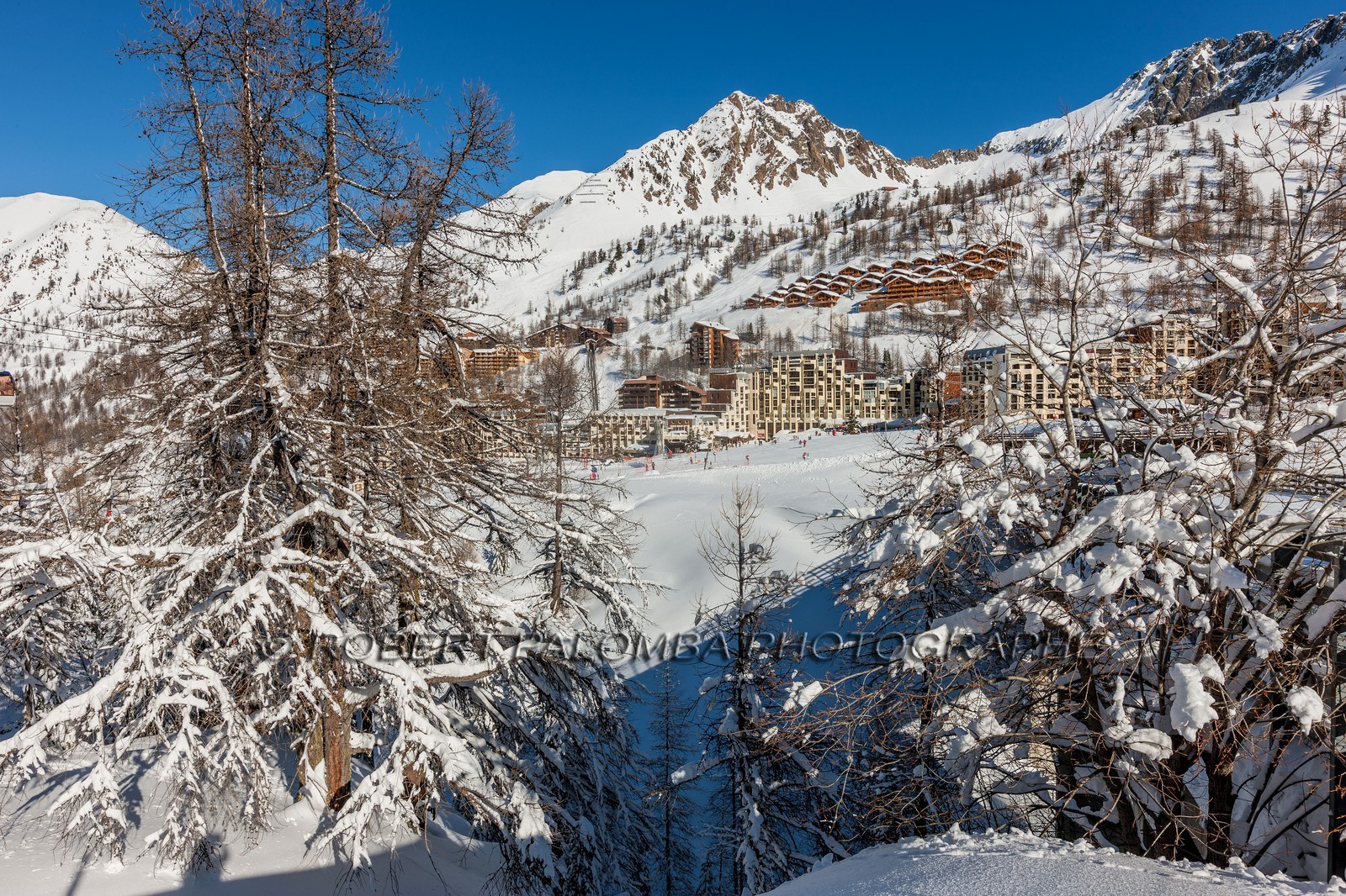 Isola 2000